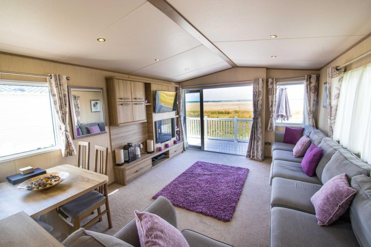 River Lodge Platinum Plus Holiday Home With River Views, Free Wifi & Netflix Camber المظهر الخارجي الصورة
